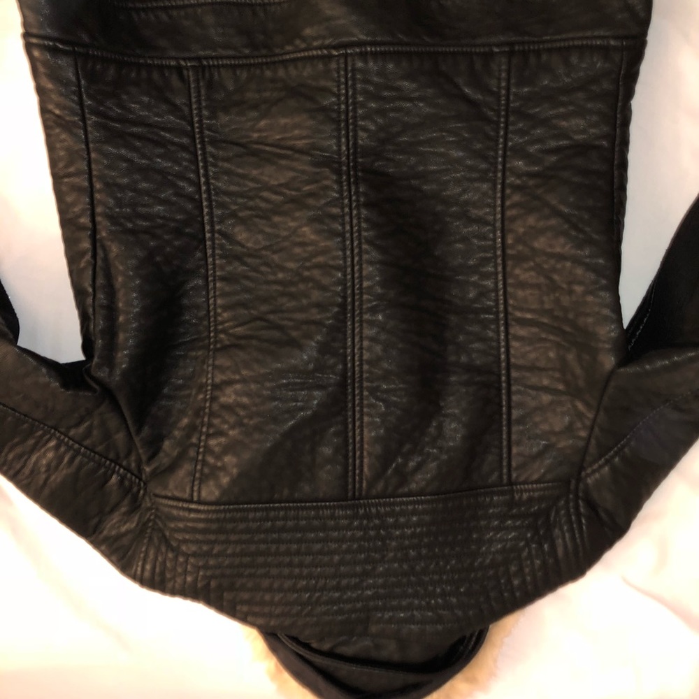 Zara Leather Jacket. Super warm - Picture 4 of 4
